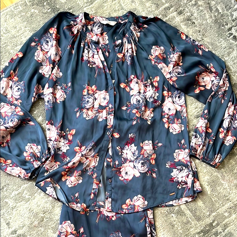 2 pieces pyjamas set floral print satin size 12
